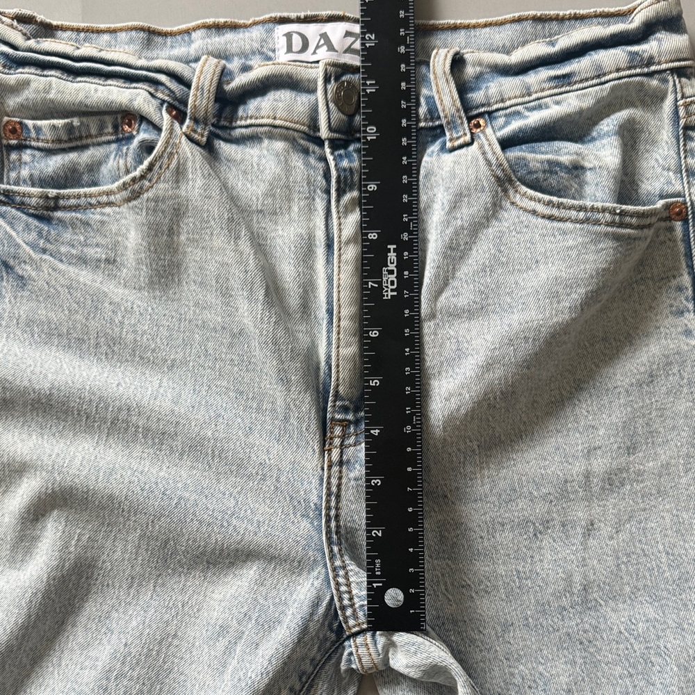 Women’s Daze Denim Light Wash Tough Love Jeans Size 29 - Picture 4 of 10